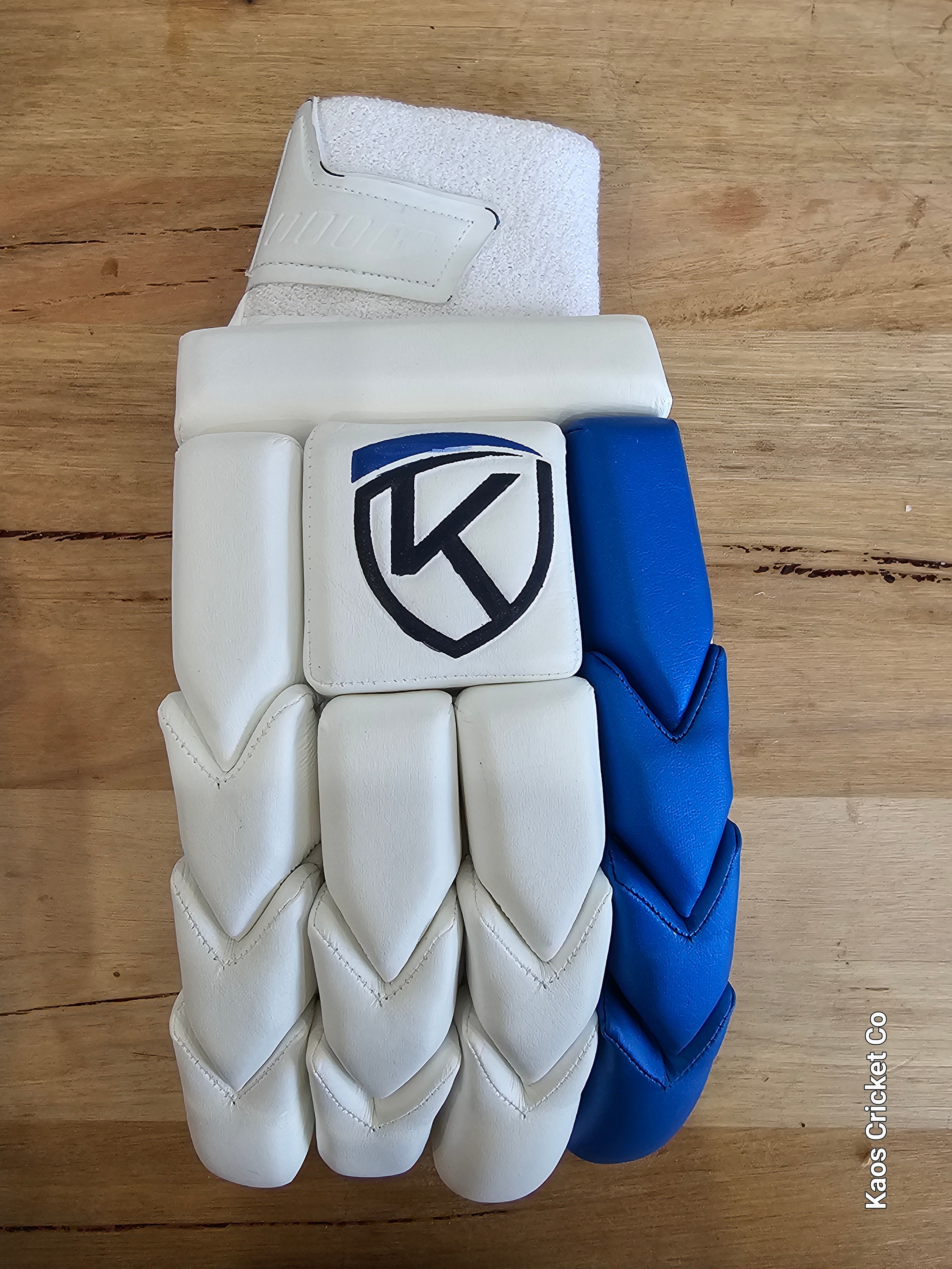 Kaos Gloves: SKY PRO