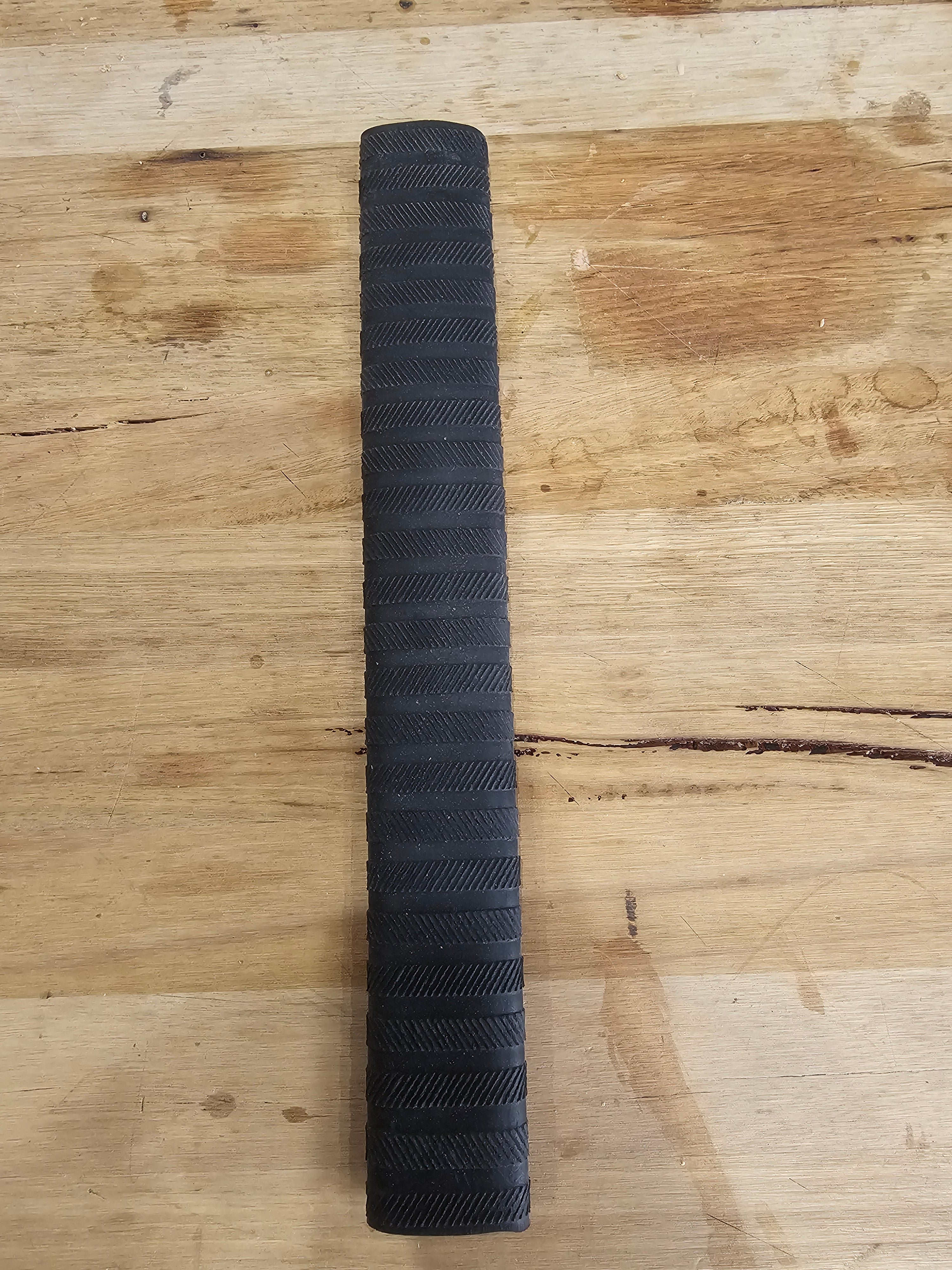 Kaos Bat Grip & Installation