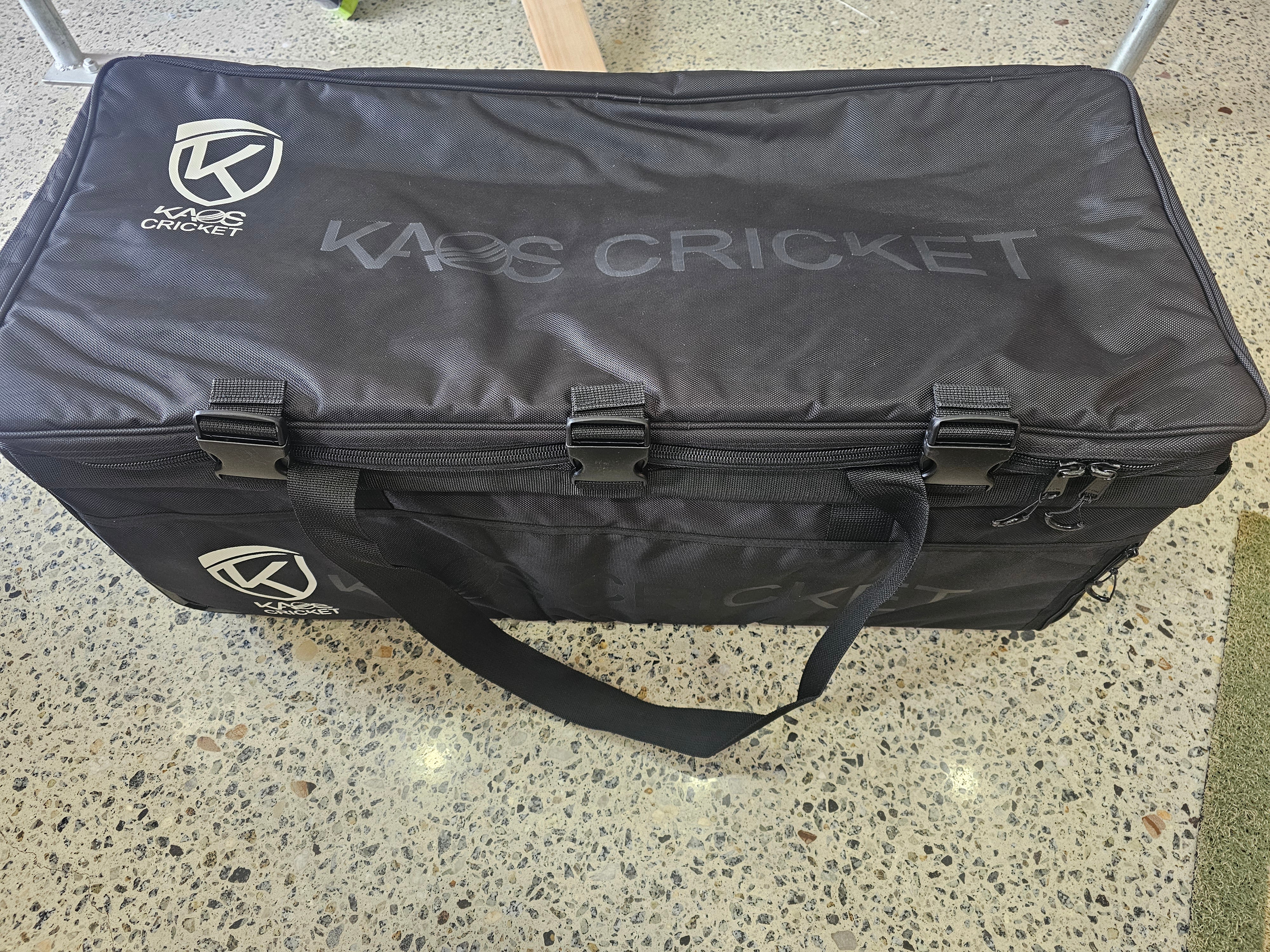 Kaos Kit Bag : Coffin Style
